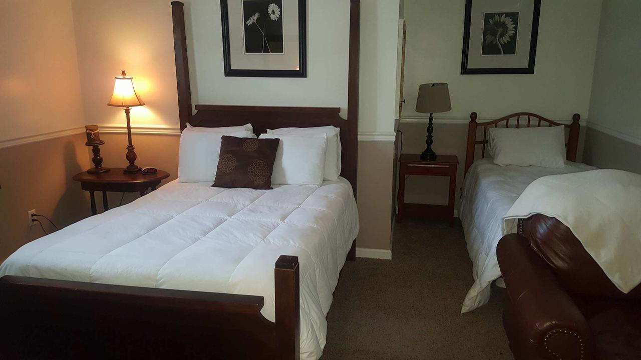 The Bradford Inn Towanda 외부 사진
